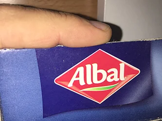 Papel de aluminio en contacto con alimentos